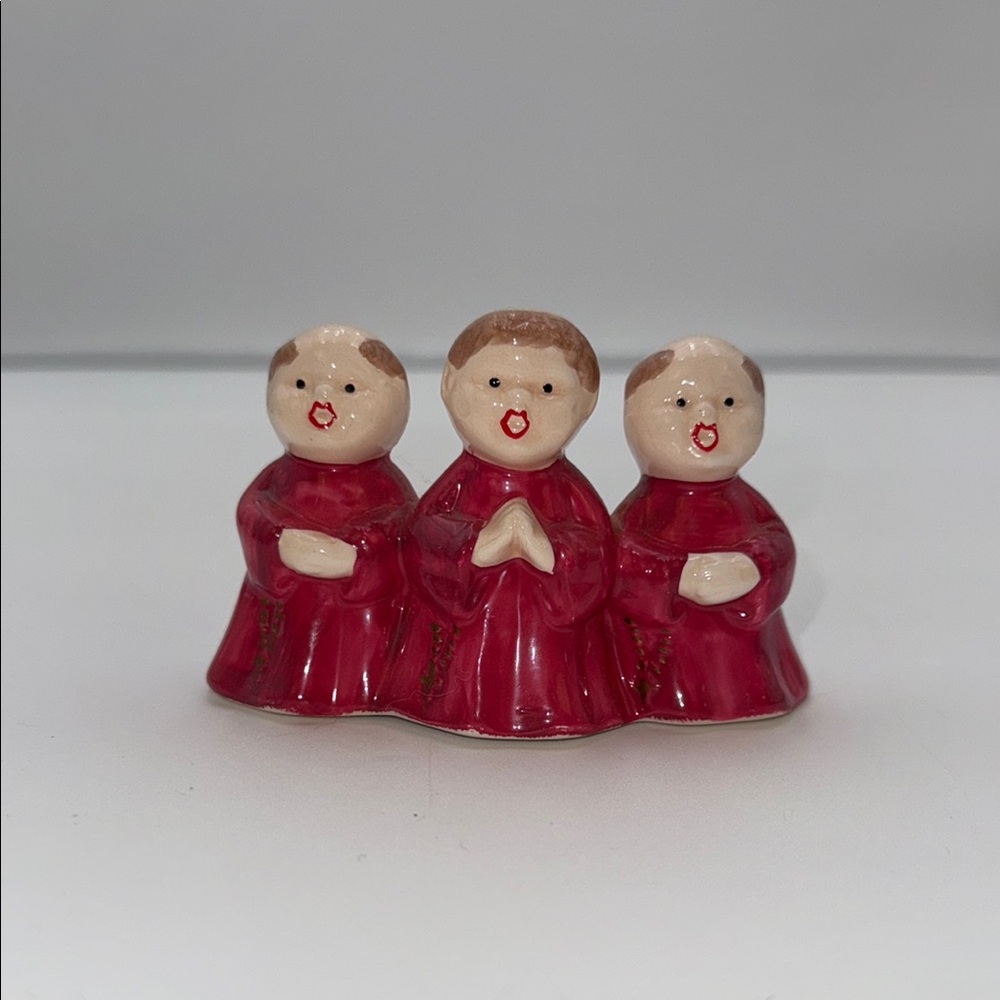 Department 56 Red Choir Trio Figurine